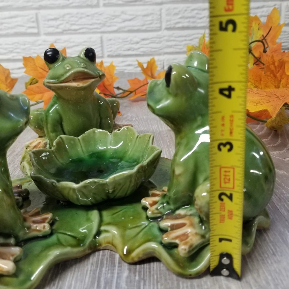 Frogs on lilypads candle holder